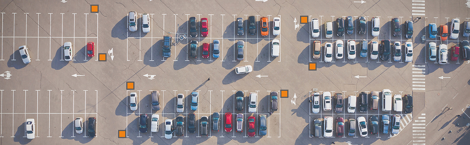 Digital signage to guide drivers to available outdoor parking spaces